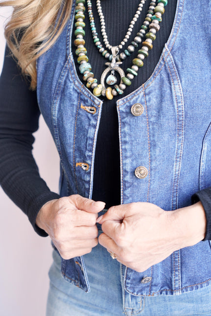 Fitted Denim Vest | in Secretariat | 7 for all Mankind