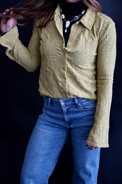 The Meyer Textured Button Down