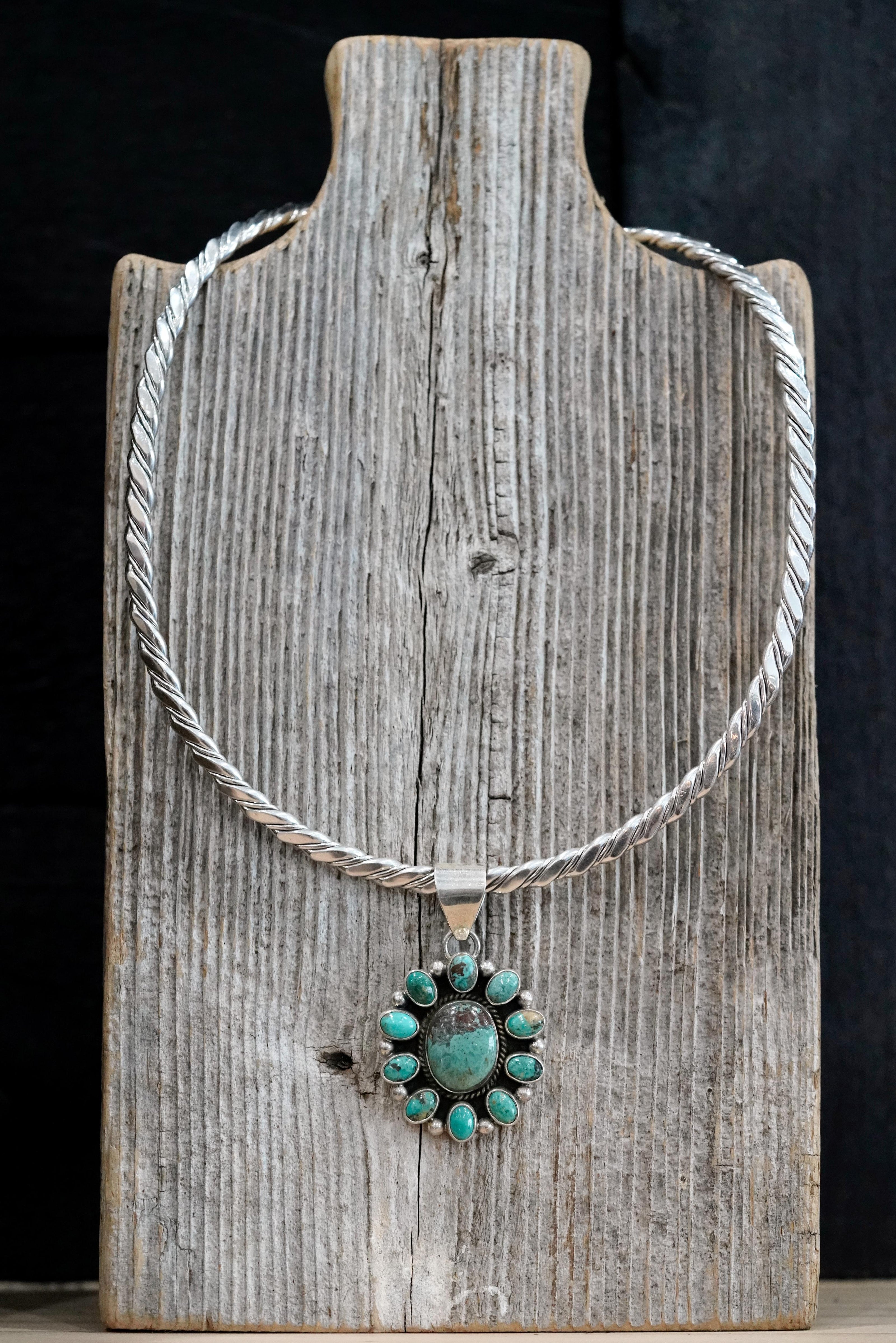 The Kapprie Cluster Pendant