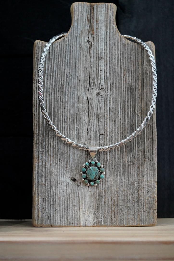 The Kapprie Cluster Pendant