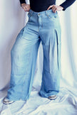 The Batavier Pleated Chambray Wide Leg Leisure Pant