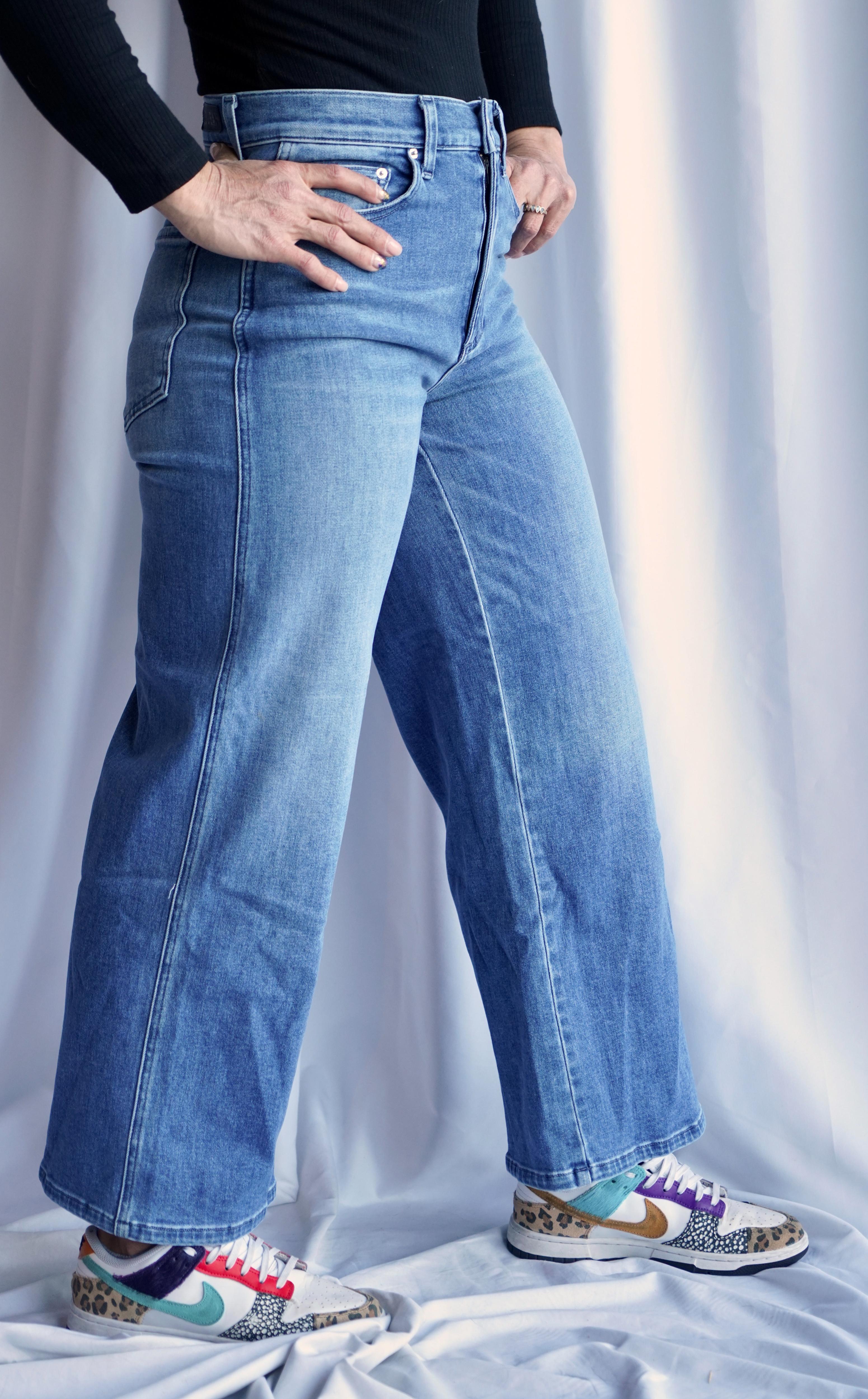 The Juliette Wide Legs in Moon River | Le Jean |