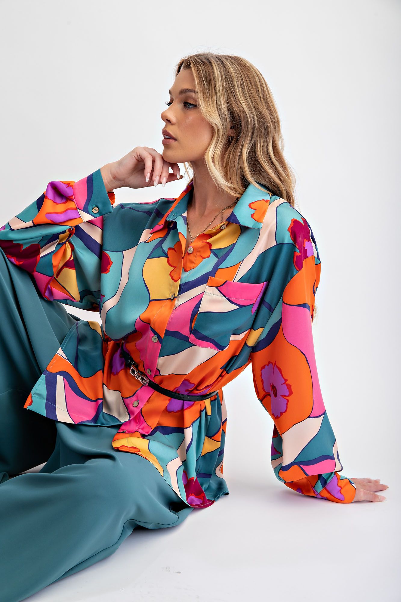 Rae + Co Printed Satin Curvy Button Down